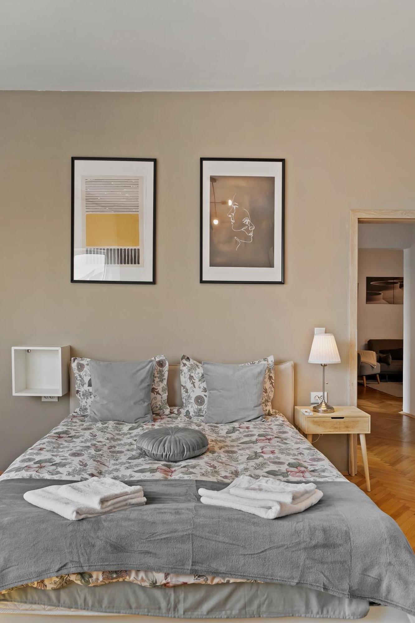 Ultracentral Dreamland Apartment 3 Bdrm Bucarest Exterior foto